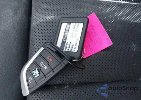 2024 BMW X4 xDrive30I z USA, uszkodzony, nr VIN 5UX33DT02R9W73855